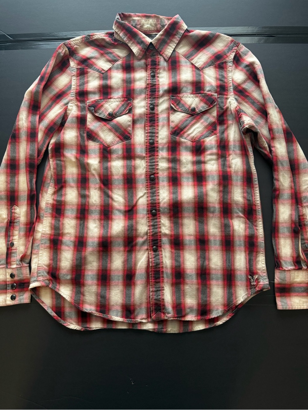 American Eagle Men's Medium Western Pearl Snap Plaid Long Sleeve Shirt Red